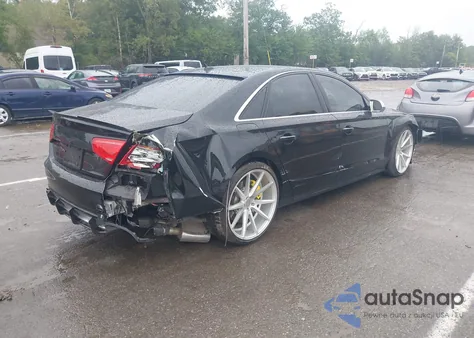2013 Audi S8 4.0T z USA, uszkodzony, nr VIN WAUD2AFD4DN033777